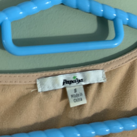 Peach sleeveless blouse - Picture 3 of 5